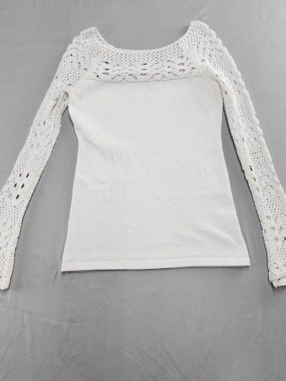 PattyBoutik Women's S White Knit Top Crochet Lace Yoke Bell Sleeve Scoop Neck